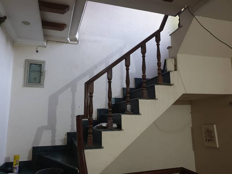 5 Marla Owner Build House For Sale In Johar Town 3