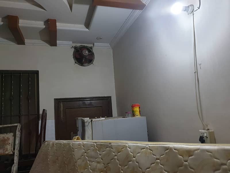 5 Marla Owner Build House For Sale In Johar Town 8