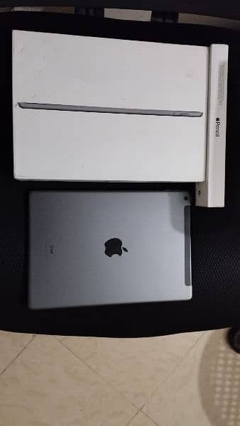 iPad 9th gen 64gb with apple pencil 1 3