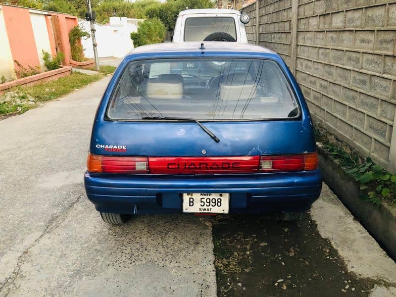 Daihatsu Charade 1990 3