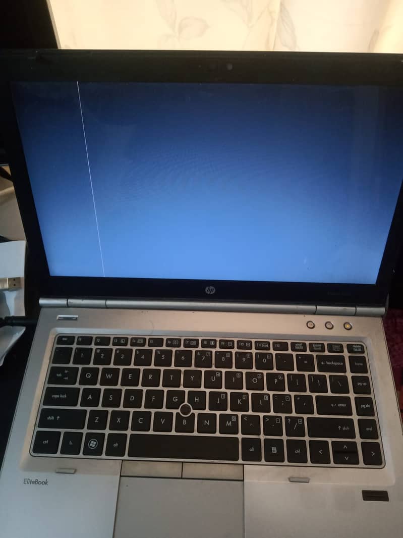 Hp elitebook 8640p (i7 2nd generation) 2