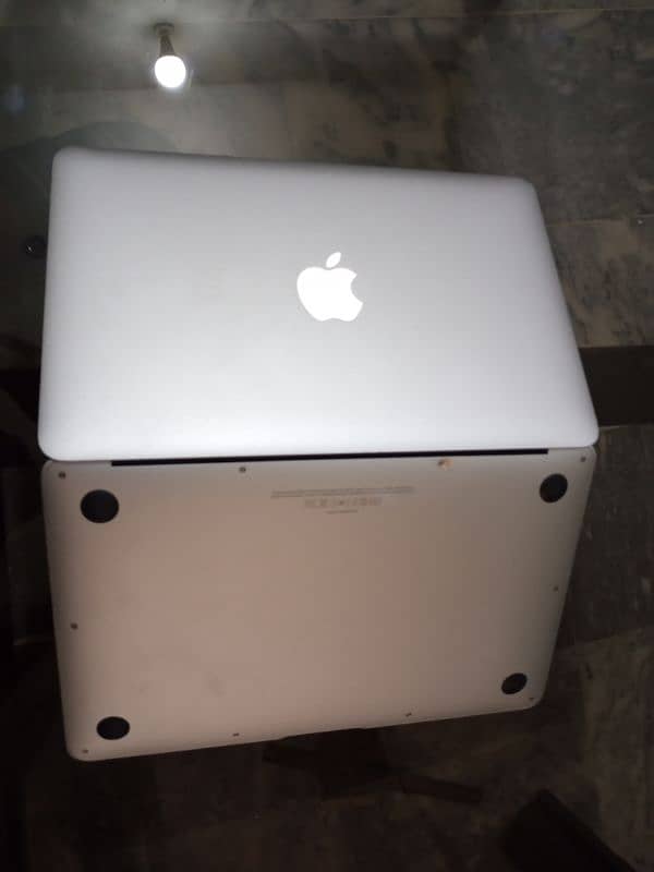 MacBook Air 1