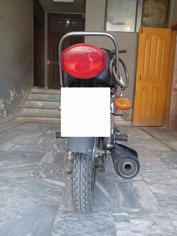 Honda 125 2021 Model 2022 Registered 4