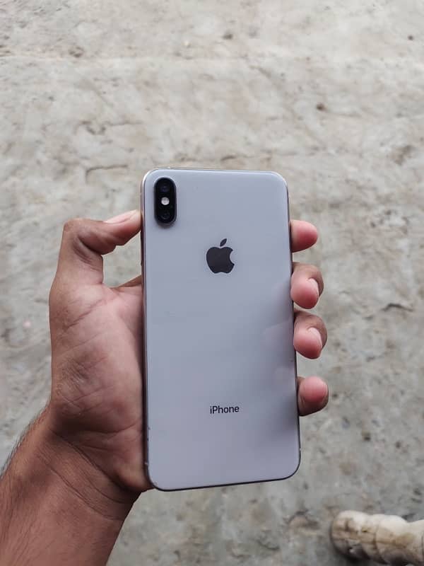 i phone xs max 256GB 7