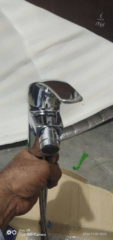 grohe shower and besin mixer for sale 3