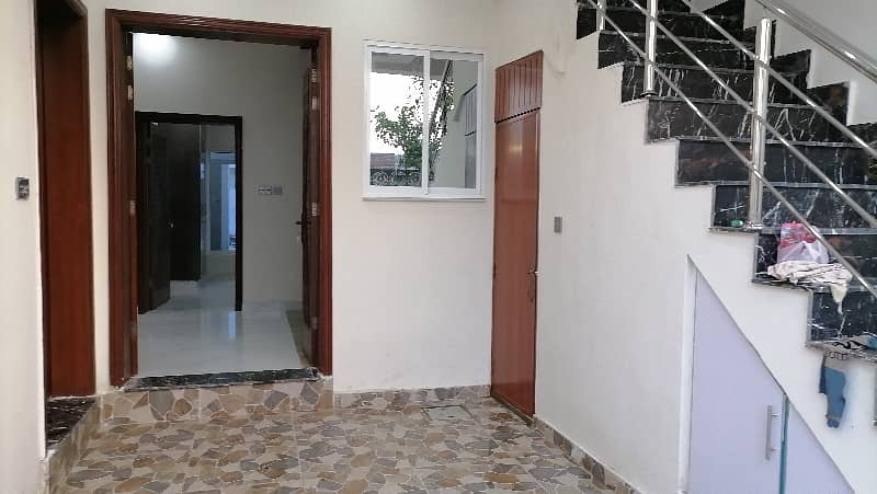 Get Your Dream Prime Location House In Satiana Road Satiana Road 8