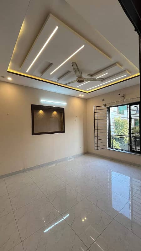 25*40 basement floor for rent 2