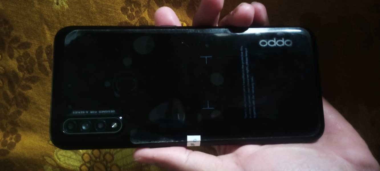 Oppo A31 6/128 Condition 10/10 Box charger ke sath 3