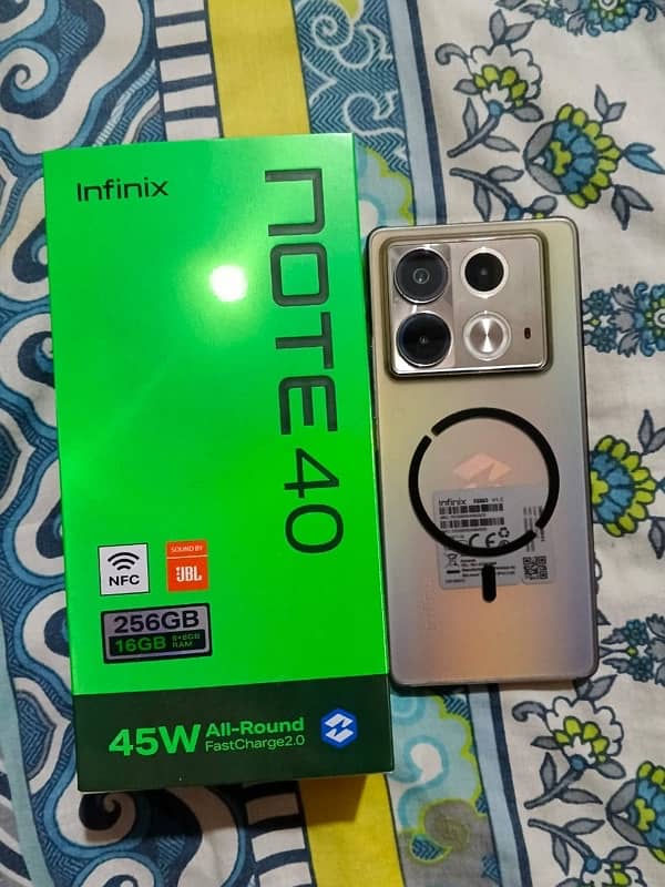 Infinix note 40 8+8 RAM 256BG NEW PHONE 3 months  use huwa h 0