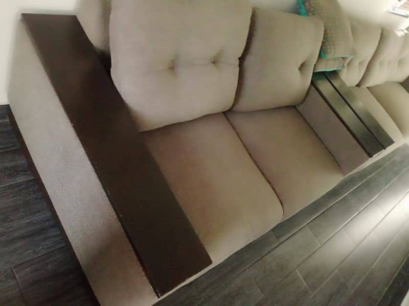 Sofa set for sale 4