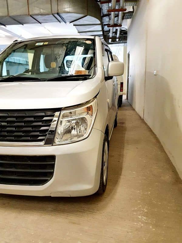 Suzuki Wagon R 2015 1