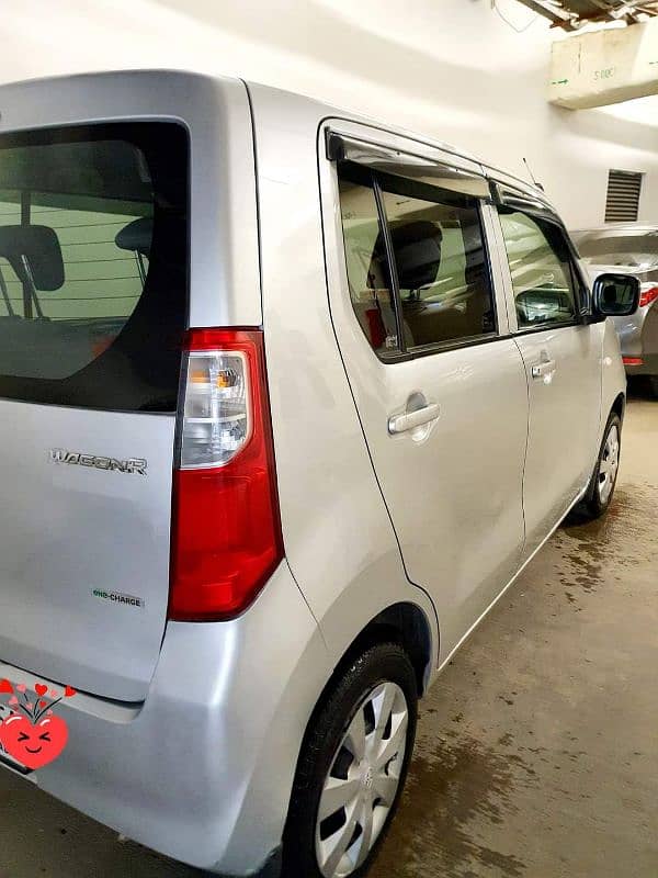 Suzuki Wagon R 2015 4