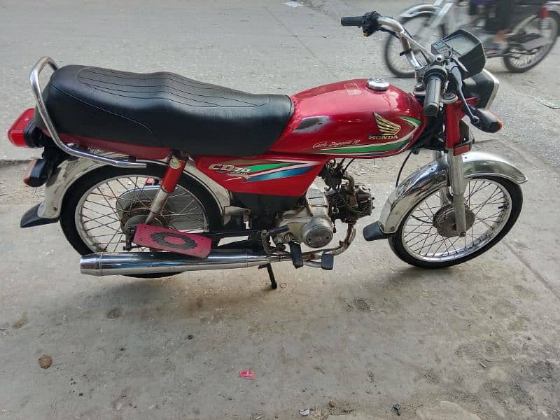 Honda 70 2015 madal Lahore number 60 fainal 0