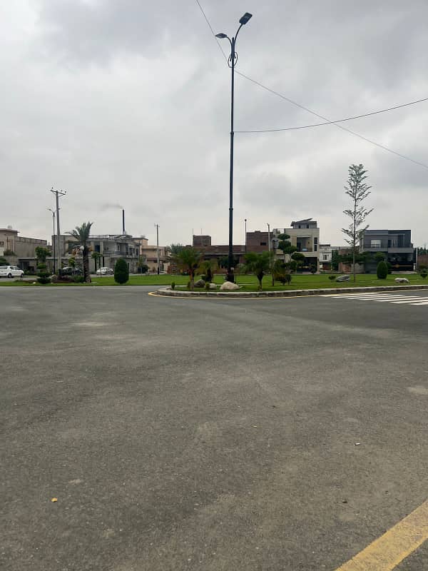 Your Search Ends Right Here With The Beautiful Residential Plot In Lyallpur Avenue At Affordable Price Of Pkr Rs. 3500000 14