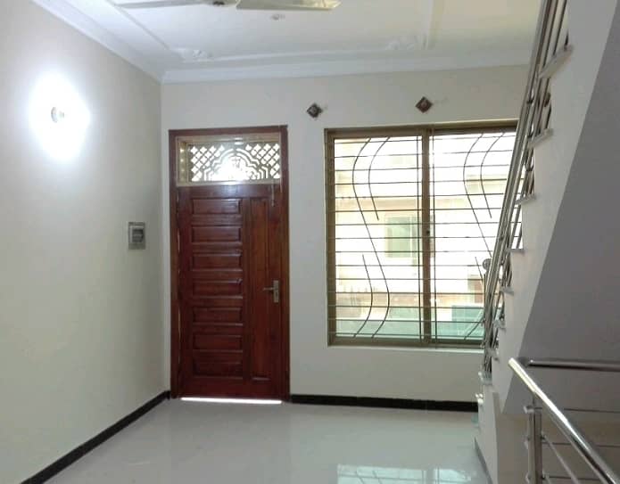 1500 Square Feet House For sale In G-9 4