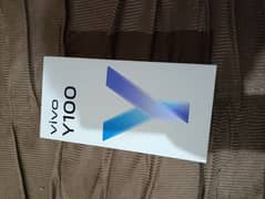 vivo y100