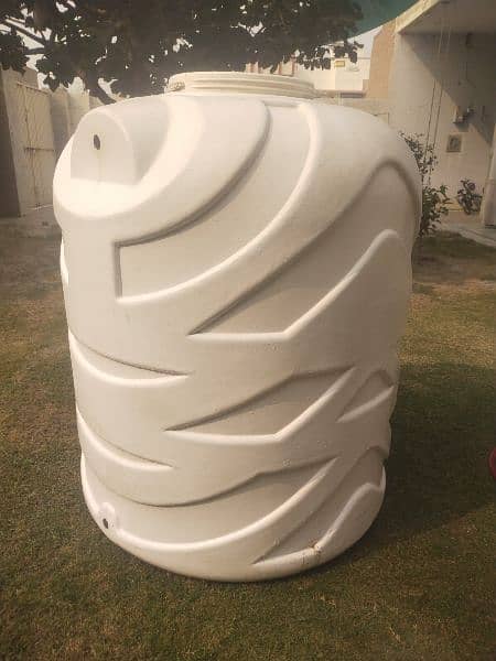 water Tank 1000 Liter. 5 layers 6