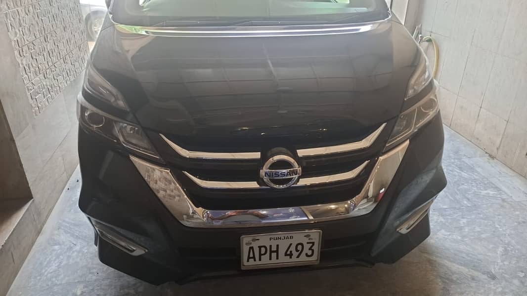 Nissan Serena e-POWER Highway Star 2019 0