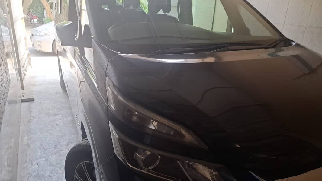 Nissan Serena e-POWER Highway Star 2019 1