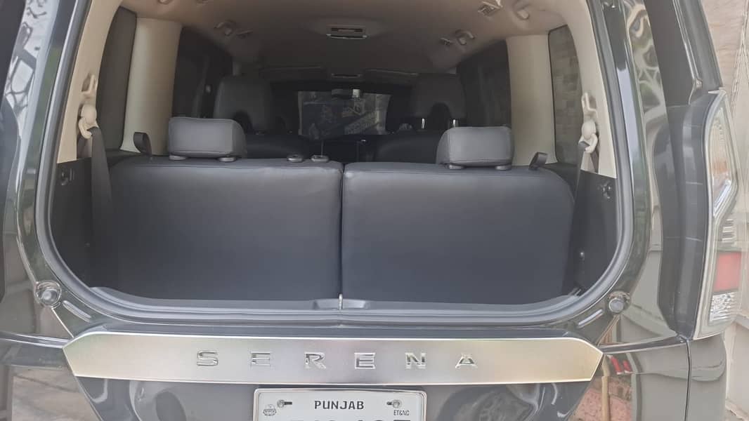 Nissan Serena e-POWER Highway Star 2019 9