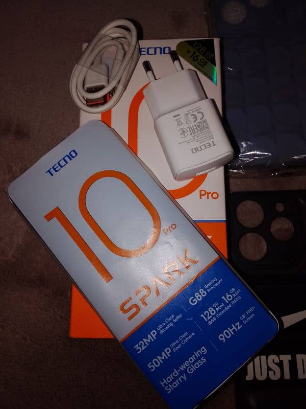 spark 10 pro in warranty 16/128 1 month used plz read add 4