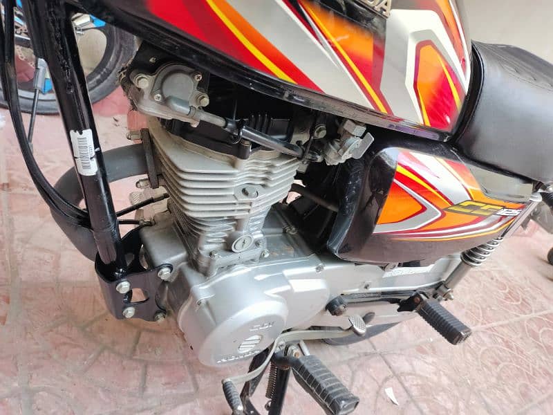 honda 125 october 2022 just 11800 driven 1