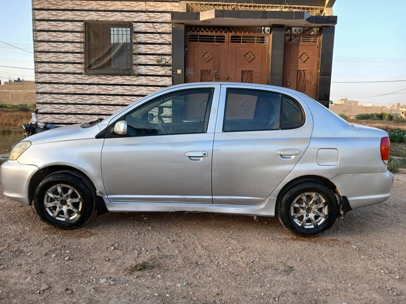 Toyota Platz 2003 9