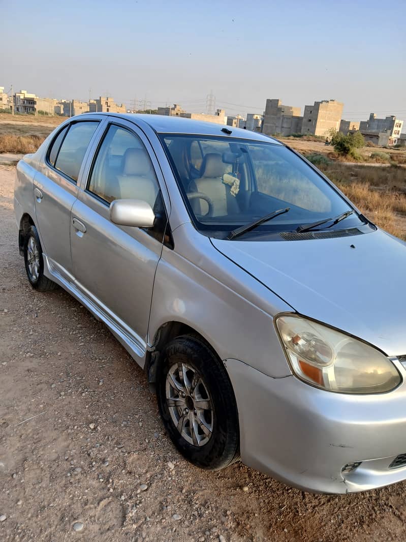 Toyota Platz 2003 10