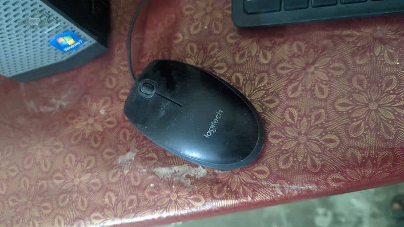 computer led  CPU and keyboard or mouse sell 1