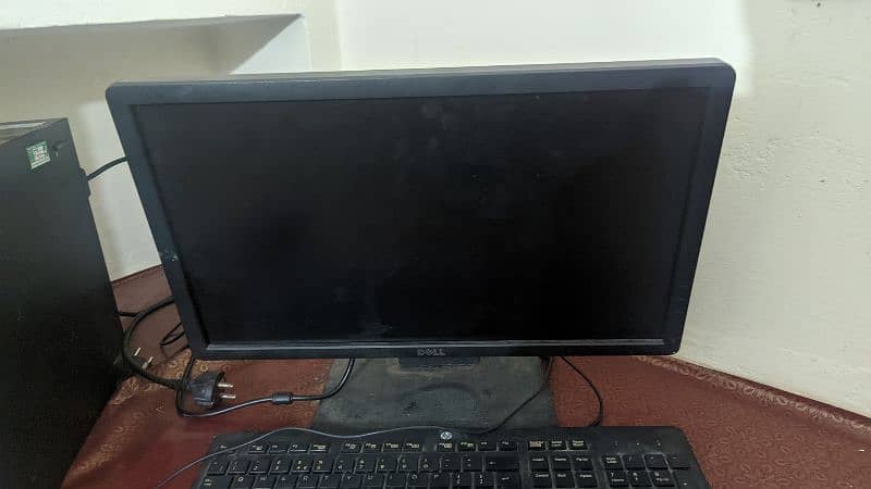 computer led  CPU and keyboard or mouse sell 5