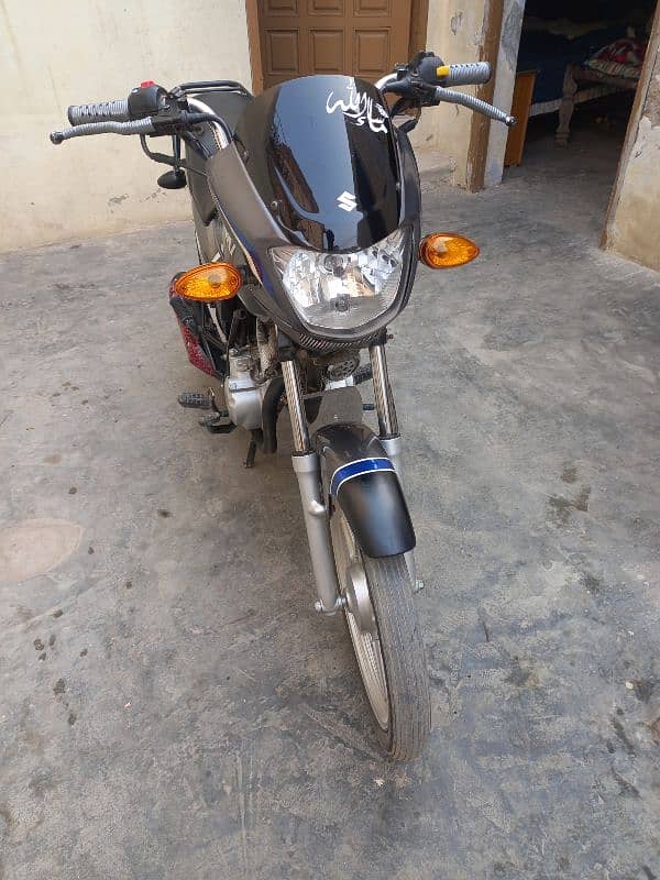 Suzuki Gd110s 4