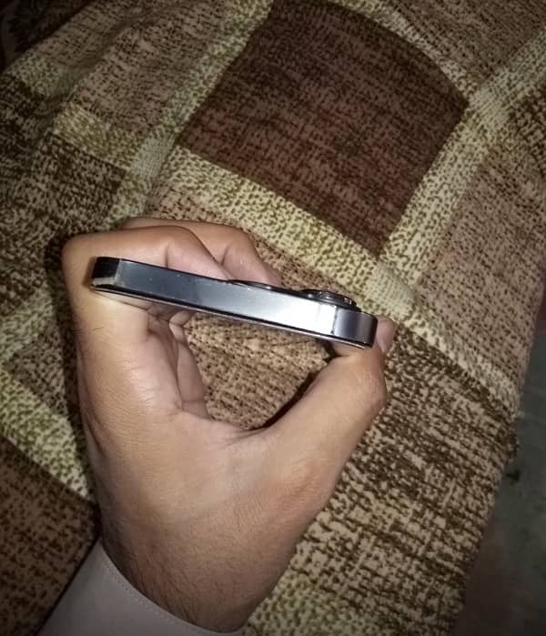 IPhone 13 Pro ,128 gb , Graphite colour 2