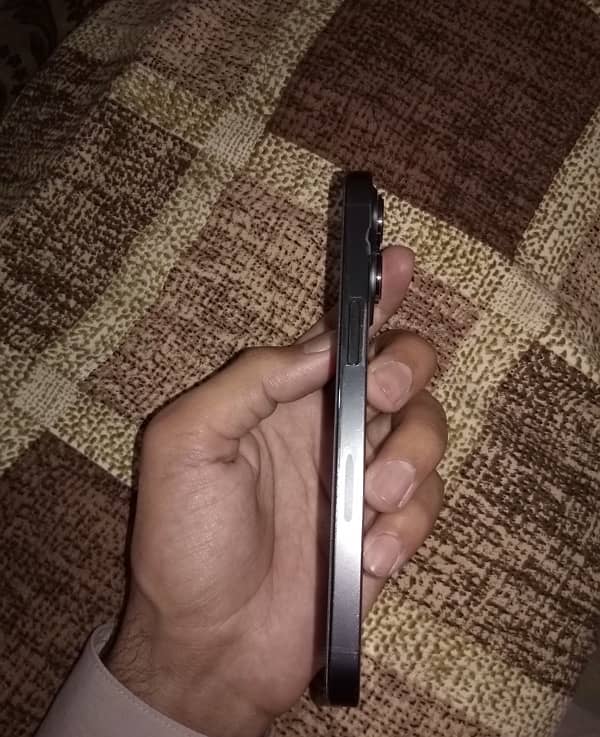 IPhone 13 Pro ,128 gb , Graphite colour 4