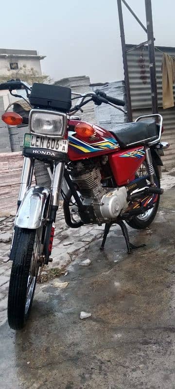 Honda 125 nbr 2018 model total original bike 1