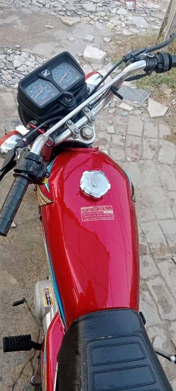 Honda 125 nbr 2018 model total original bike 8