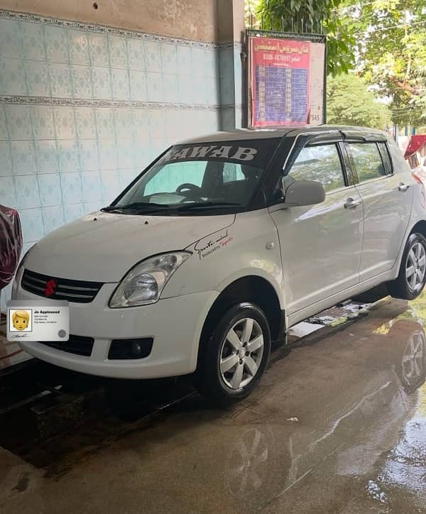 Suzuki Swift 2014 dlx fully automatic 0