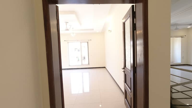 Prime Location In I-8/4 Of Islamabad A 1 Kanal Upper Portion Is Available 2