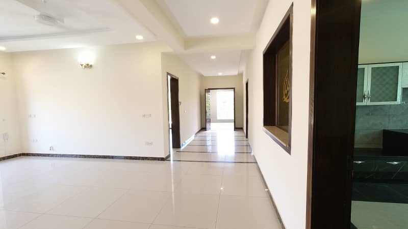 Prime Location In I-8/4 Of Islamabad A 1 Kanal Upper Portion Is Available 16