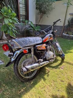 Honda CG125 Black. Like new