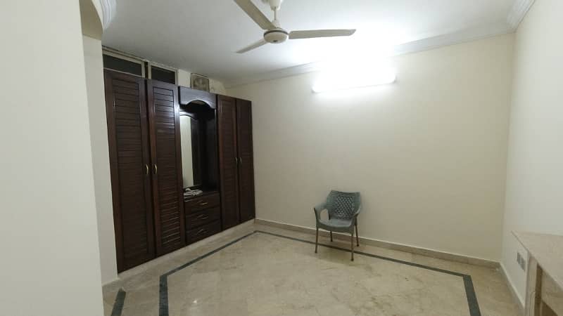 A Well Designed Prime Location House Is Up For sale In An Ideal Location In Islamabad 27