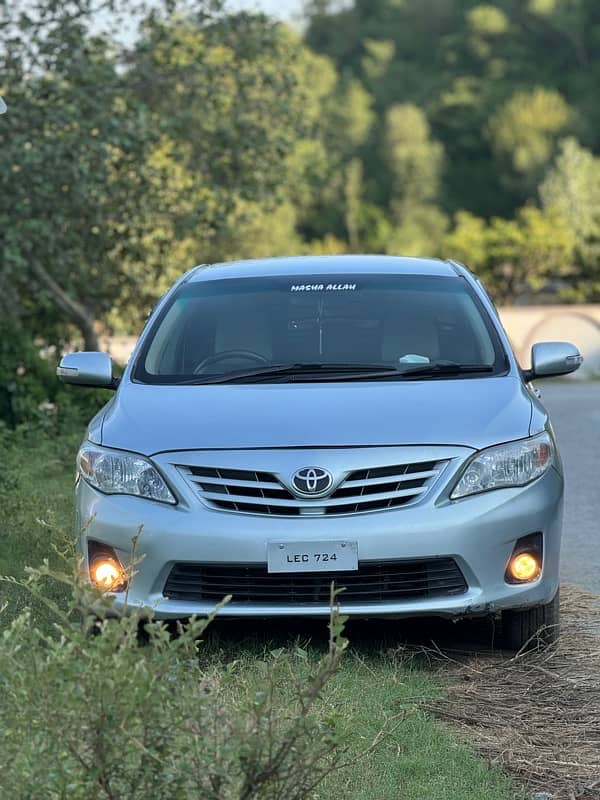 Toyota Corolla Altis 2013 4