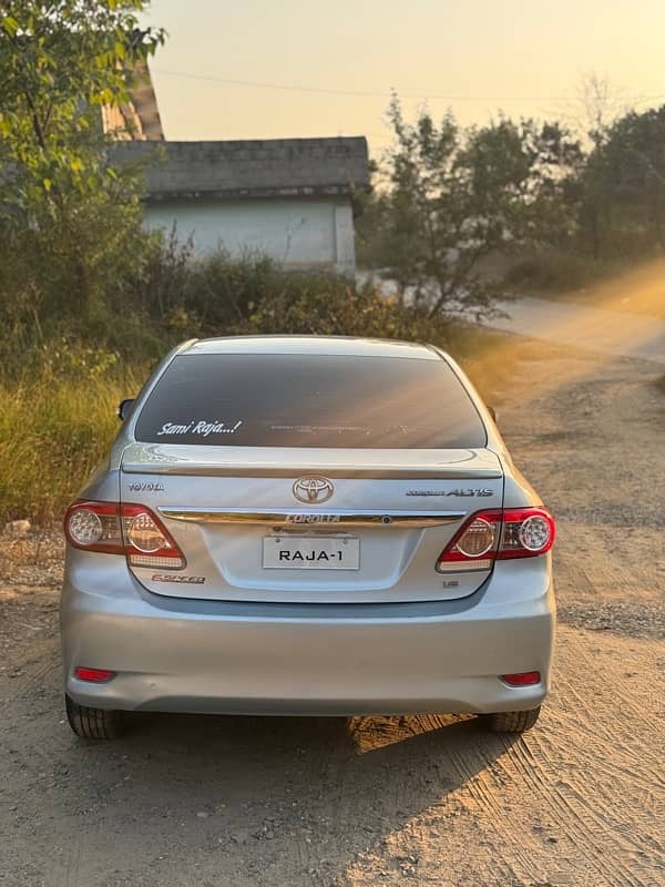 Toyota Corolla Altis 2013 19