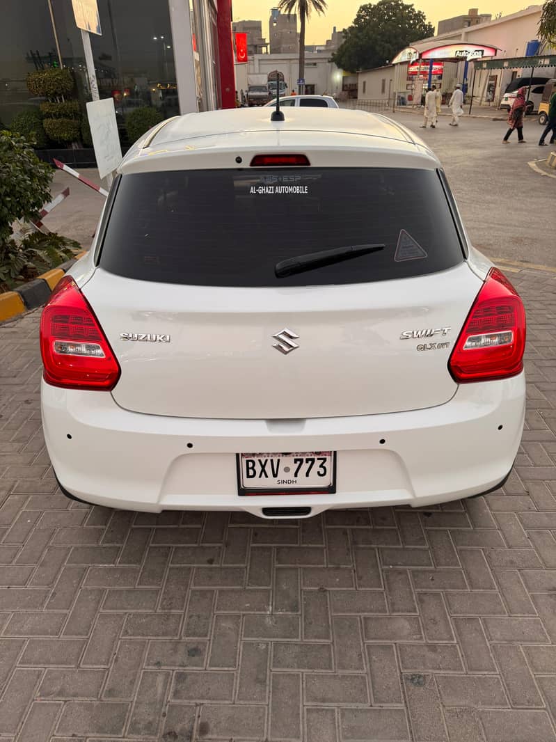 Suzuki Swift 2022 New Just 25,000-Km Salman Zero 3-2/1-Nine 2-7/1-3-50 3