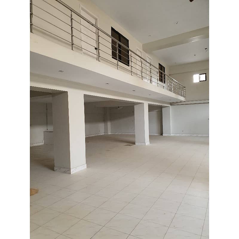 240 Yards Building Available For Rent 0