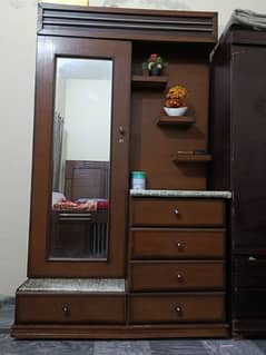 L-Shape Dressing Table