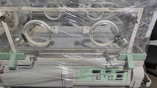 Baby incubator Imported japanese ,medicle equipment,ot light,oxygen,OT