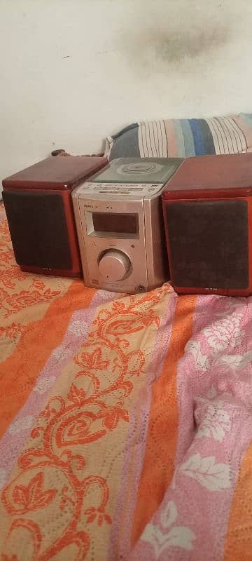 computer speaker set available for sale 2