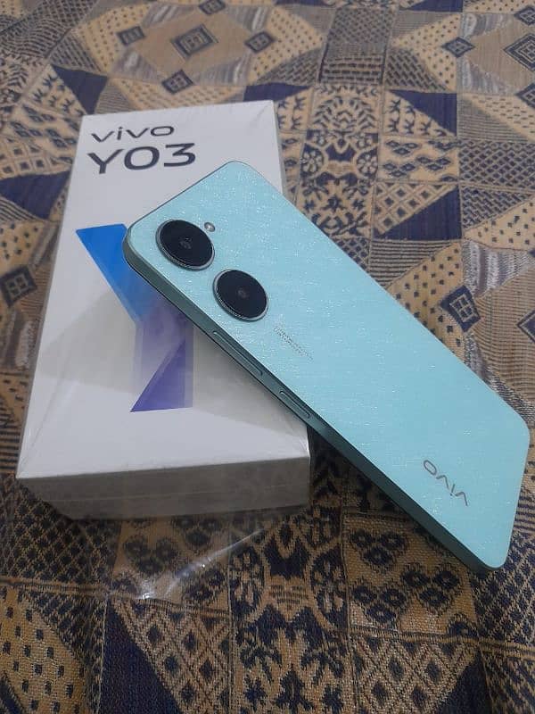 Vivo y03 Ram4 storage 64 Good condition 10by 10 5