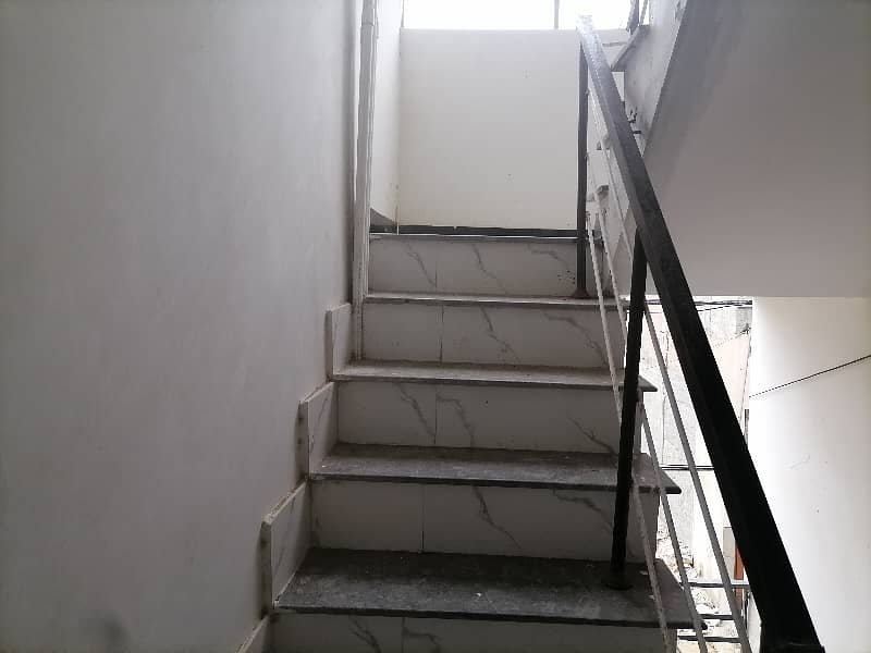 45 Square Yards Flat for sale in Korangi 10