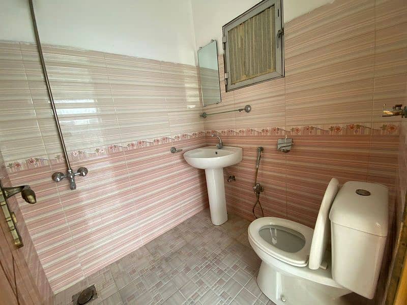 Bahria town rawalpindi Double bed flat available for sale 11